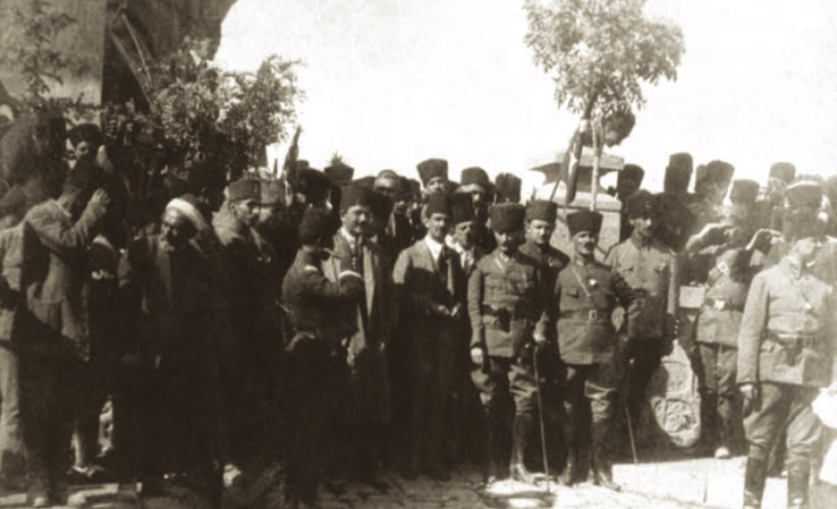 ÖZ TÜRKLER / TÜRK - TURAN TARİHİ